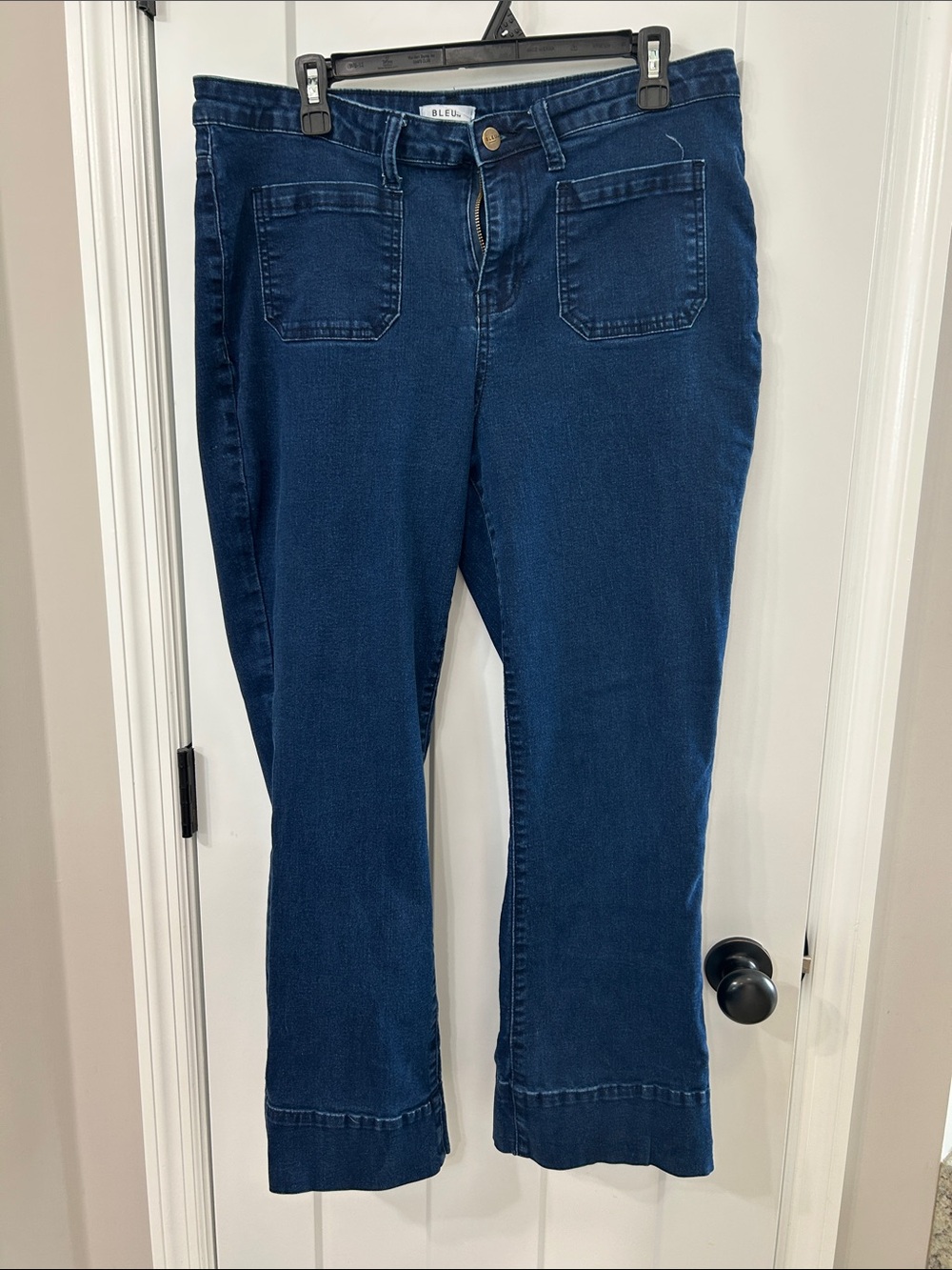 Wide-Leg Jeans in Dark Blue - Women’s Flare & Wide Leg